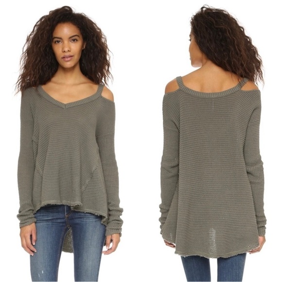 Free People Moonshiner Oversized Distressed Open Shoulder Sweater Size XS - Picture 1 of 14